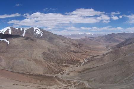 blick vom taglang la in die morey plains.