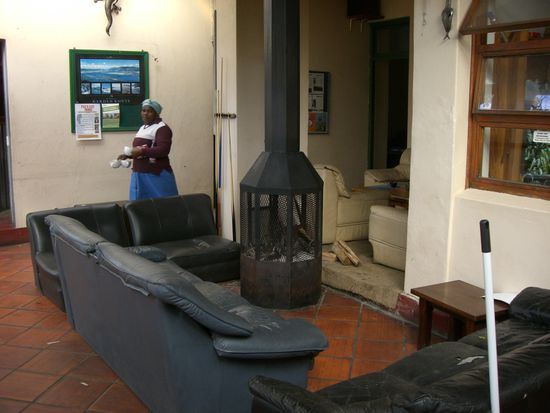 Lounge des Hostels. Wir haben so ca. 1 Tonne Holz verfeuert *smile*