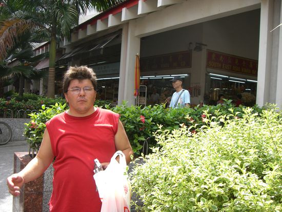 Ossi auf der Strasse