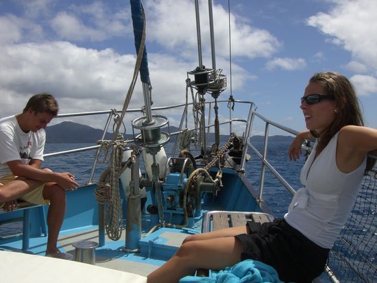 Waehrend der Fahrt auf dem Segelboot.