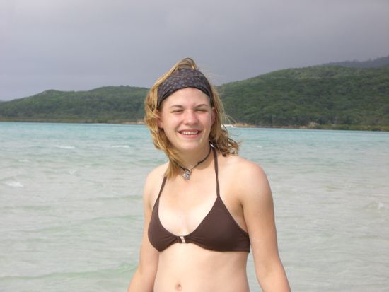 Eva am Whithaven Beach