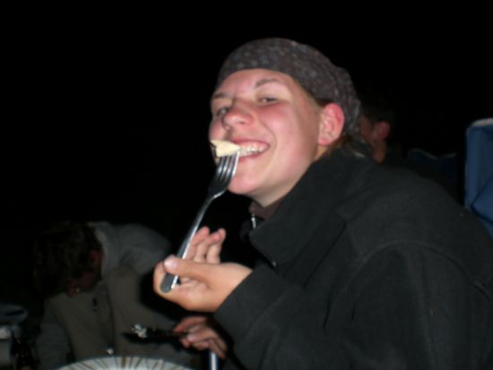 Auch Eva schmeckt die Forelle!