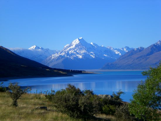 Lake Pukaki und der Mount Cook.
