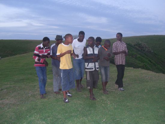 Junge Locals beim Singen