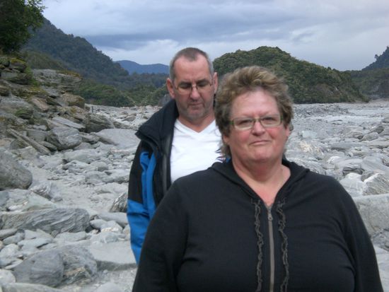 Eva und Fredy auf dem Weg zum Gletscher.