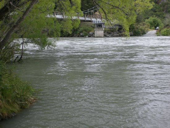 Es hat geregnet um Wanaka. Vor 3 Wochen mit Eva und Frischi sah das noch ganz anders aus hier!