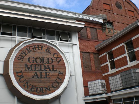 Zu Besuch bei der Speithts Bier Brauerei in Dunedin. Gemaess Frischi und mir das beste Bier in Neuseeland!