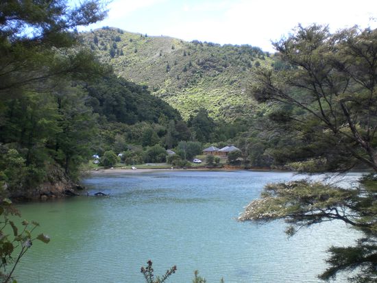 Fjord und Wohnplatz fuer Weihnachten.