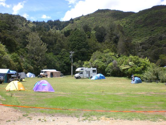 Zeltplatz an Weihnachten.