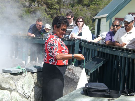 Guide beim Maiskolben kochen.