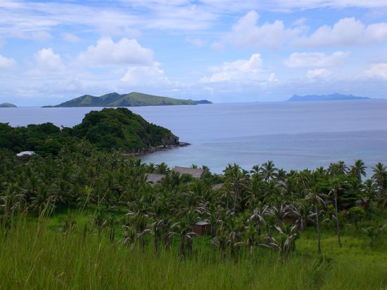 Mana Island vom Huegel aus.
