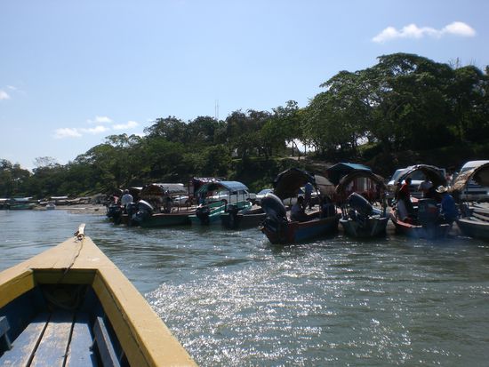 Und los gehts mit dem Boot.