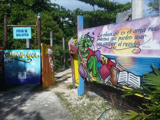 Jede Ecke weist darauf hin, dass die Schildkröten hier in der Stadt für Pesos sorgen...