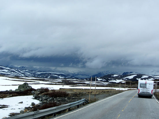 Die dunkle Wolkenwand