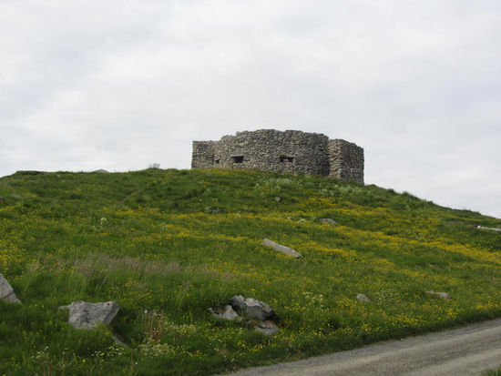 Eine alte Aussichtsplattform aus dem Krieg