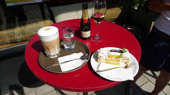 Ist das nicht ein Prachtexemplar von Latte Macchiato ?