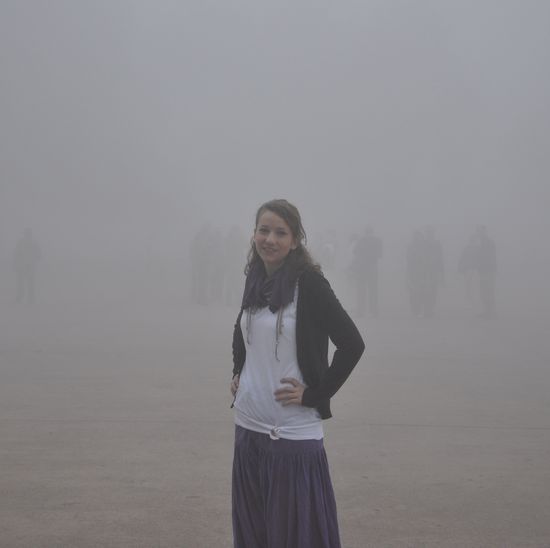 Das bin ich ( Anhttps://www.umdiewelt.de/imgUploads/4fd5cd5a5892f_2.jpggi 
So wurden wir in Indien Empfangen. Kalt, Nebel und Smog.