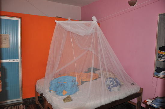 Unsere bescheidene Unterkunft.. Aber es war super. Nur die Nächte mit 35 °Grad  ohne Ventilator oder gar Klimaanlage waren eine Qual