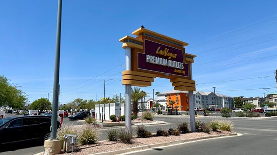 Direkt am Hotel… - unser Ziel für die nächsten Stunden..