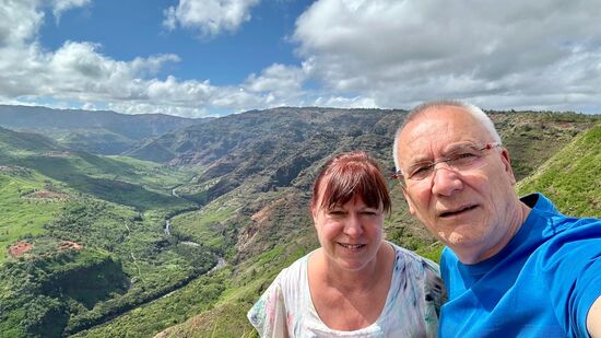 Man muss nun für diese „Lookouts“ jetzt immer Geld bezahlen: Pro Auto 10 US$ plus 5US$ pro Person. Thomas meint, 2019 war das noch nicht