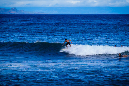 Erstaunlich, was die Surfer so können….