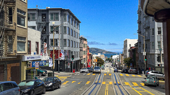 Es gibt so viele wellenförmige Straßen in SF