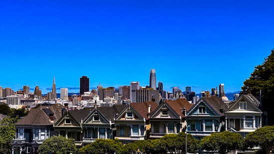 Das sind 7 Häuser im viktorianischen Baustil, die ein sehr beliebtes Fotomotiv sind-alle sind bewohnt