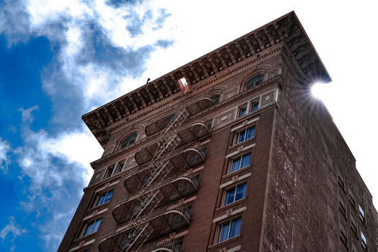 Und die erlaubte künstlerische Freiheit des Fotografen