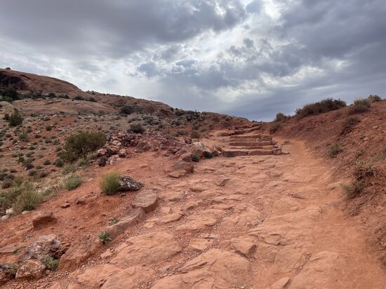 Hier ist erstmal wieder ein schöner Anstieg angesagt