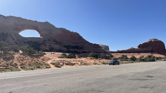 Nach dem Frühstück starten wir Richtung „Monument Valley“ - wieder circa 200km