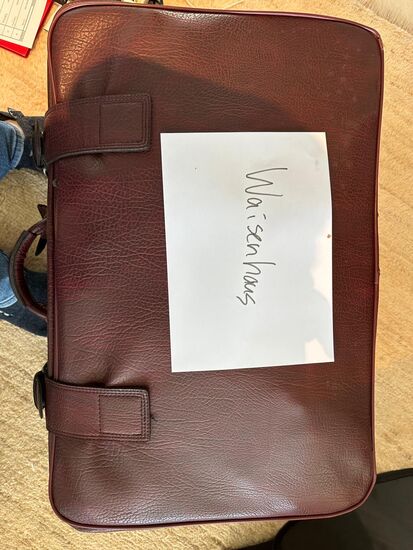 Ein Waisenhaus besuchen Thomas und ich während Thalia und Nicolas beim Trekking sind