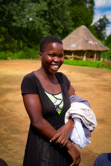 Ester ist erst etwas schüchtern, aber dann stellt sie sich auch an