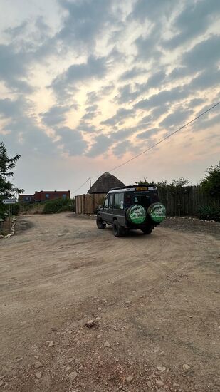 Sie begeben sich auf eine 5-tägige Trekking Tour ins Rwenzori-Gebirge -genauer: auf den „Weismann“ entlang der kongolesischen Grenze