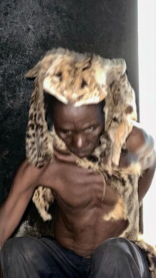 Ganz kurios und skurril: unser nächster Besuch beim  „Traditional healer“ so eine Art Medizinmann