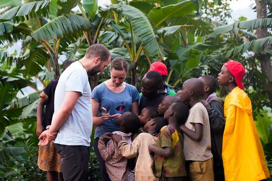 Dann haben wir noch eine Tasche mit diversen Süßigkeiten, die ich mit Michaela beim Karneval gesammelt habe..