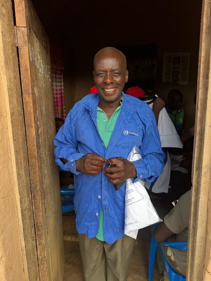 Dem Papa haben wir ein Hemd verpasst--(von Frank P.) steht ihm gut--oder?