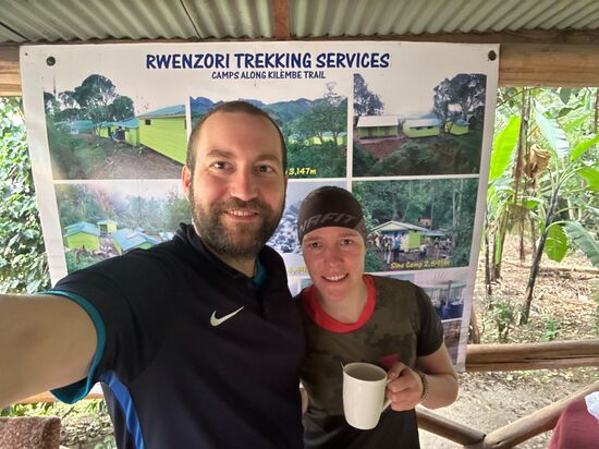 Ein letzter Tee im Basecamp