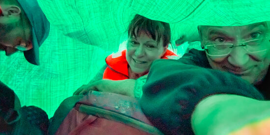 Ein kleines Nickerchen unter der Plane war auch drin.