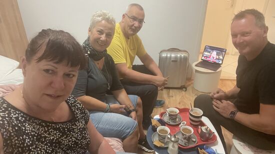 Nach einem gemütlichen Zimmerfrühstück (eigentlich nur türkischen Kaffee, den unsere Vermieterin uns gekocht hat und ein paar Keksen) gehts hinaus, in die turbulente Stadt Dubrovnik