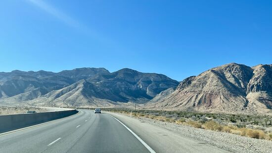 Ca 200km haben wir bis zum „Death Valley Np“ zu fahren