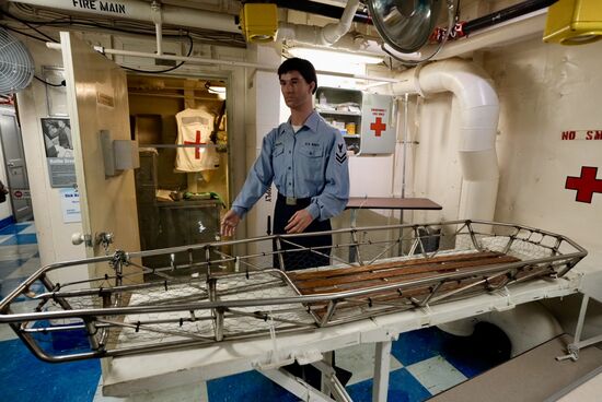 Es gab eine Krankenstation, einen OP und sogar eine Isolierstation.