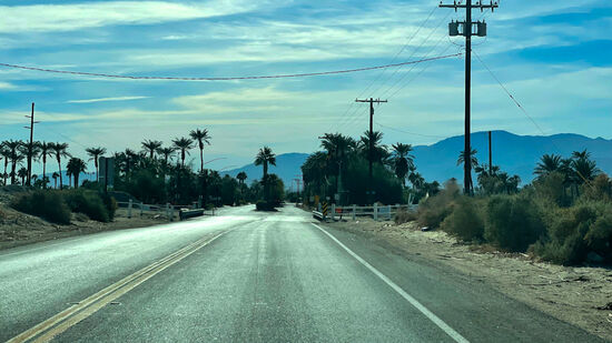In Indio geht es dann auf die Interstate 10 Richtung Cottonwood. Hier ist der östliche Eingang in den Nationalpark.