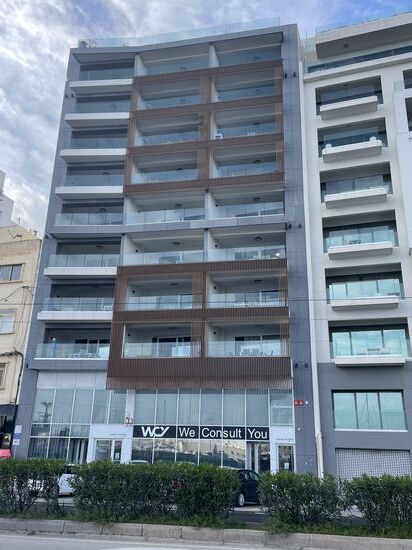 Das ist unsere Unterkunft an der Waterfront. Unsere Wohnung befindet sich ganz oben im 8. Stock