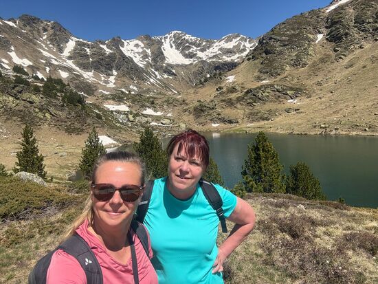 Und noch ein See-die Seen werden durch Quellen ohne Namen und Schmelzwasser gespeist und sind durch kleine Bäche miteinander verbunden