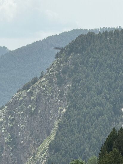 Da sehen wir den kleinen Skywalk, auf dem wir vorgestern waren!