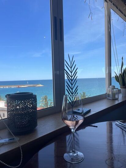 Hier besuchen wir das auf einem Hügel gelegene „Hotel Attico“ mit einer tollen Aussicht
