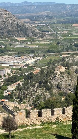 Die Stadt Xativa liegt uns zu Füßen