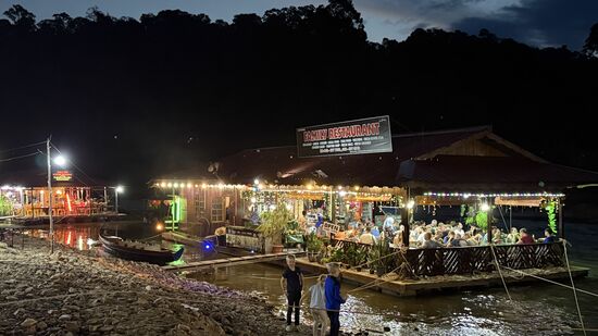 So haben wir Zeit einen der dicken Fische zu verspeisen 