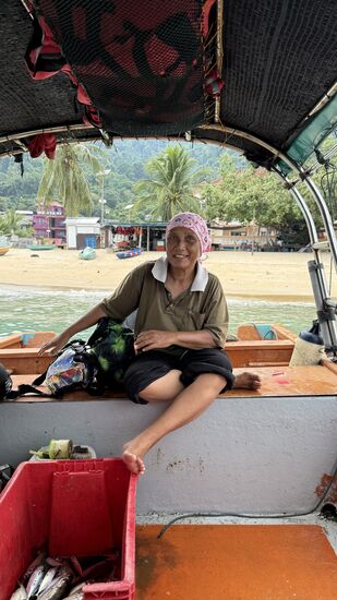 …und die Oma selber fährt auch mit!