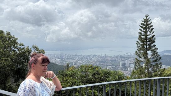Ich bin erstaunt über die vielen Hochhäuser auf Penang